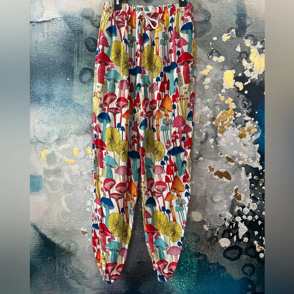 Kathmandu | Wild Mushroom Lightweight Pants - Picture 5 of 10